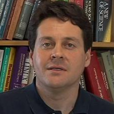 Dr. Juan Alejandro Valdivia